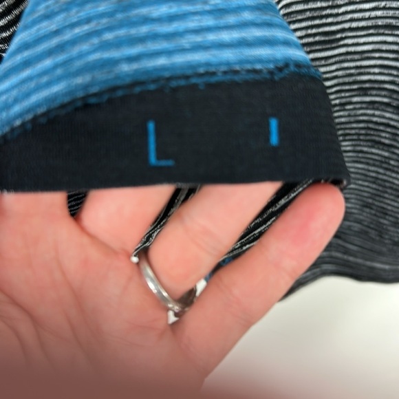 Lululemon Blue & Gray Metal Tech Vent Long Sleeve Running Athletic Shirt Large - Picture 7 of 7